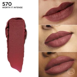 Colour Riche Blurred Matte Lipstick for Hydration and Minimized Lip Lines