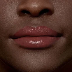 Colour Riche Satin Lipstick for Luxurious Hydration and Color