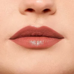 Colour Riche Satin Lipstick for Luxurious Hydration and Color