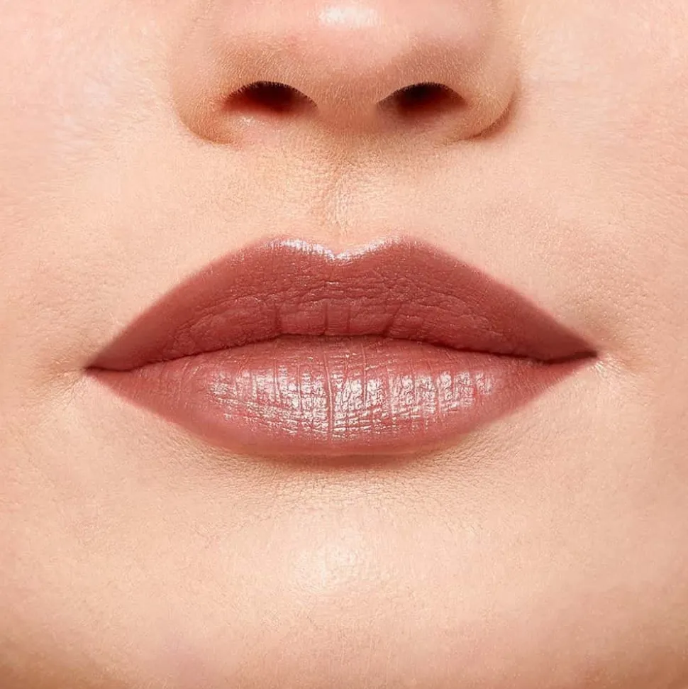 Colour Riche Satin Lipstick for Luxurious Hydration and Color