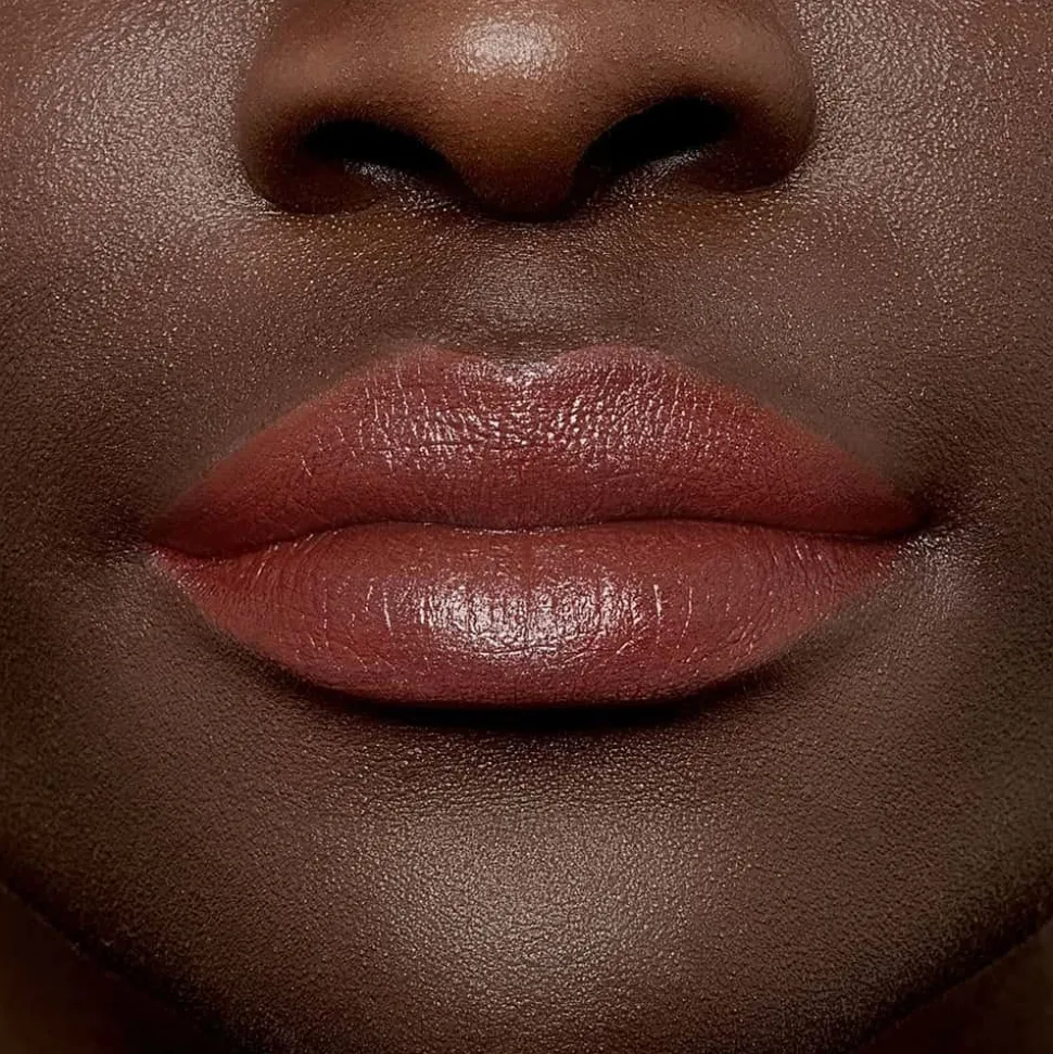 Colour Riche Satin Lipstick for Luxurious Hydration and Color