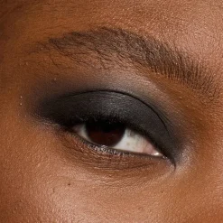 Le Shadow Stick Metallic Eyeshadow for Rich, Creamy Color