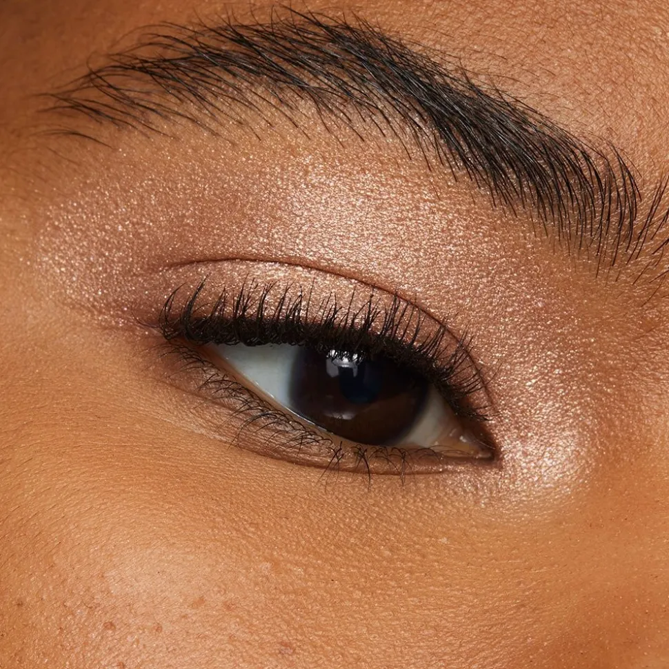Le Shadow Stick Shimmer Eyeshadow for Rich, Creamy Color