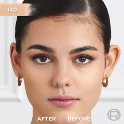 Up to 24H Fresh Wear Foundation in a Powder