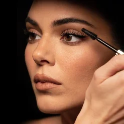 Voluminous Panorama Washable Mascara for Corner to Corner Volume